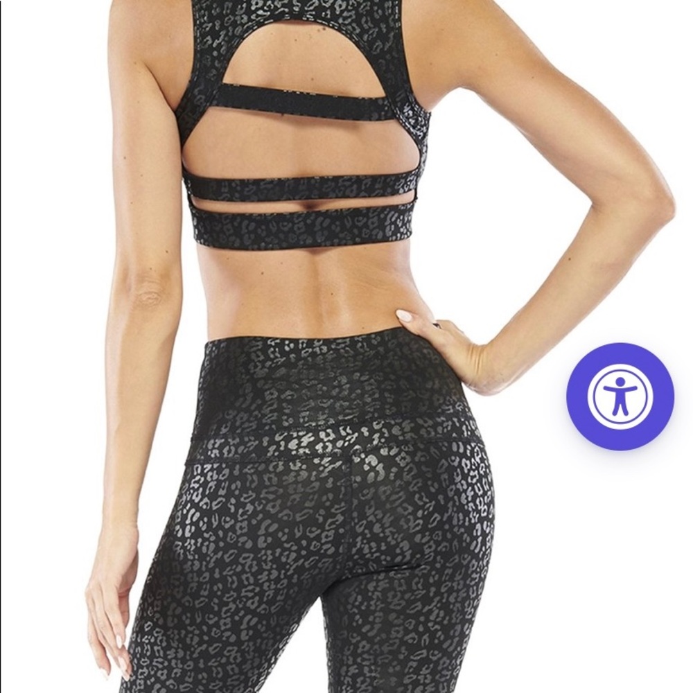 Cheetah print sports bra - Picture 2 of 5